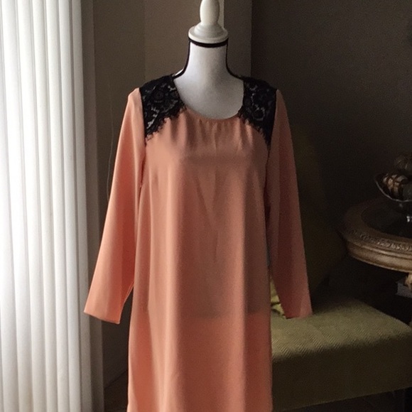 CE CE DRESS - Picture 1 of 2